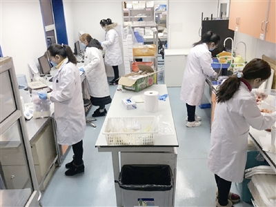 市北科技企業(yè)復工勁頭足商貿龍頭線上拓展新市場